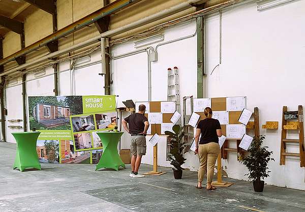 Öffnung der Tore der Produktion - Eindrücke vom Bau eines Tiny House oder Modulhaus - Vertrieb